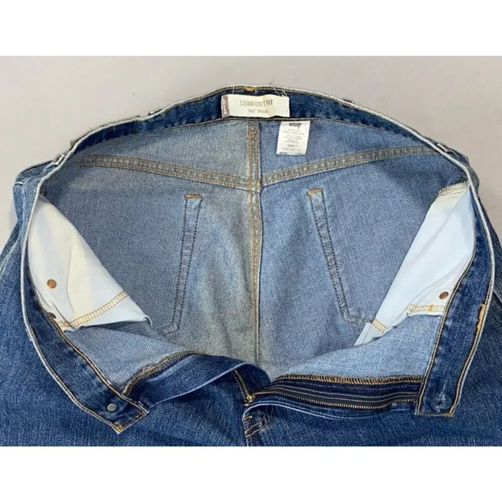 Levi's Vintage 560 Comfort Fit 5-Pocket Denim Jeans. Medium Wash, 40X34. NWOT!